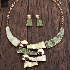 NWOT Boho Green Enamel Statement Necklace and Earrings Set- Fashion Jewelry